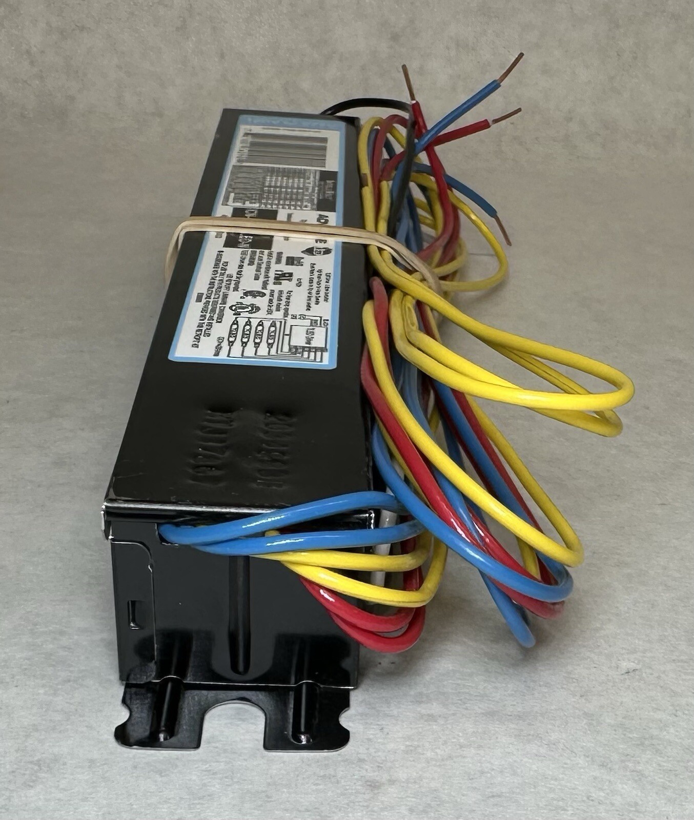 NEW (Lot of 5) Advance ICN-4P16-TLED-N LED T8 Driver, 120V to 277V, 4-Lamp