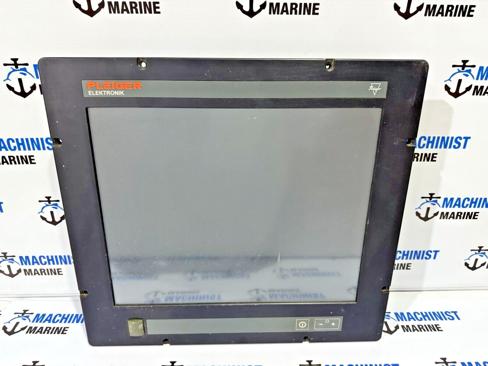 PLEIGER ELEKTRONIK SONTHEIM PPC-IPC-S WITH MT219 nautic 24 display
