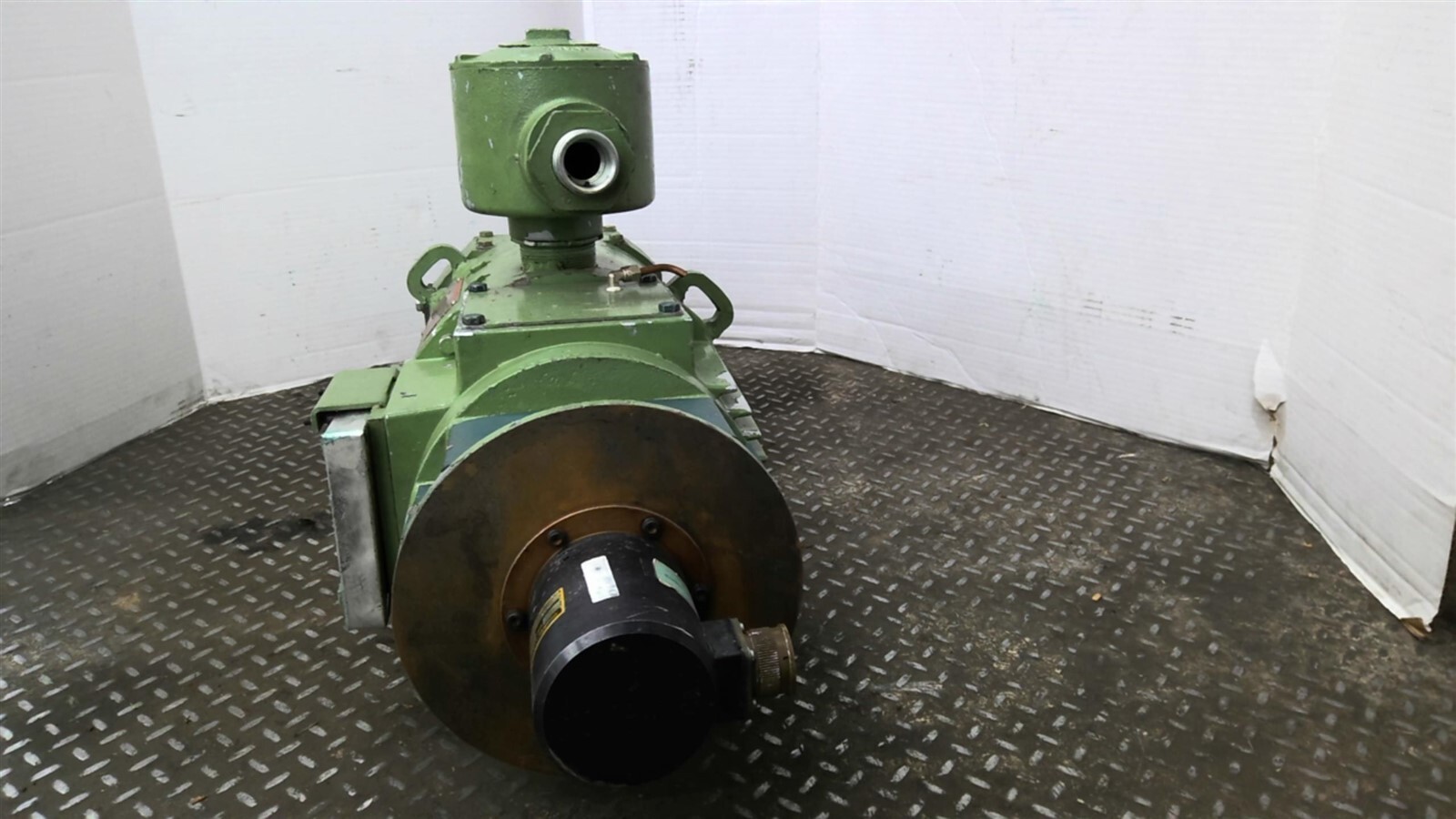 GE 5CD152MC806B800 8.5HP DC Motor 3610RPM 3PH CD218ATC 500 A Volts 300 F Volts