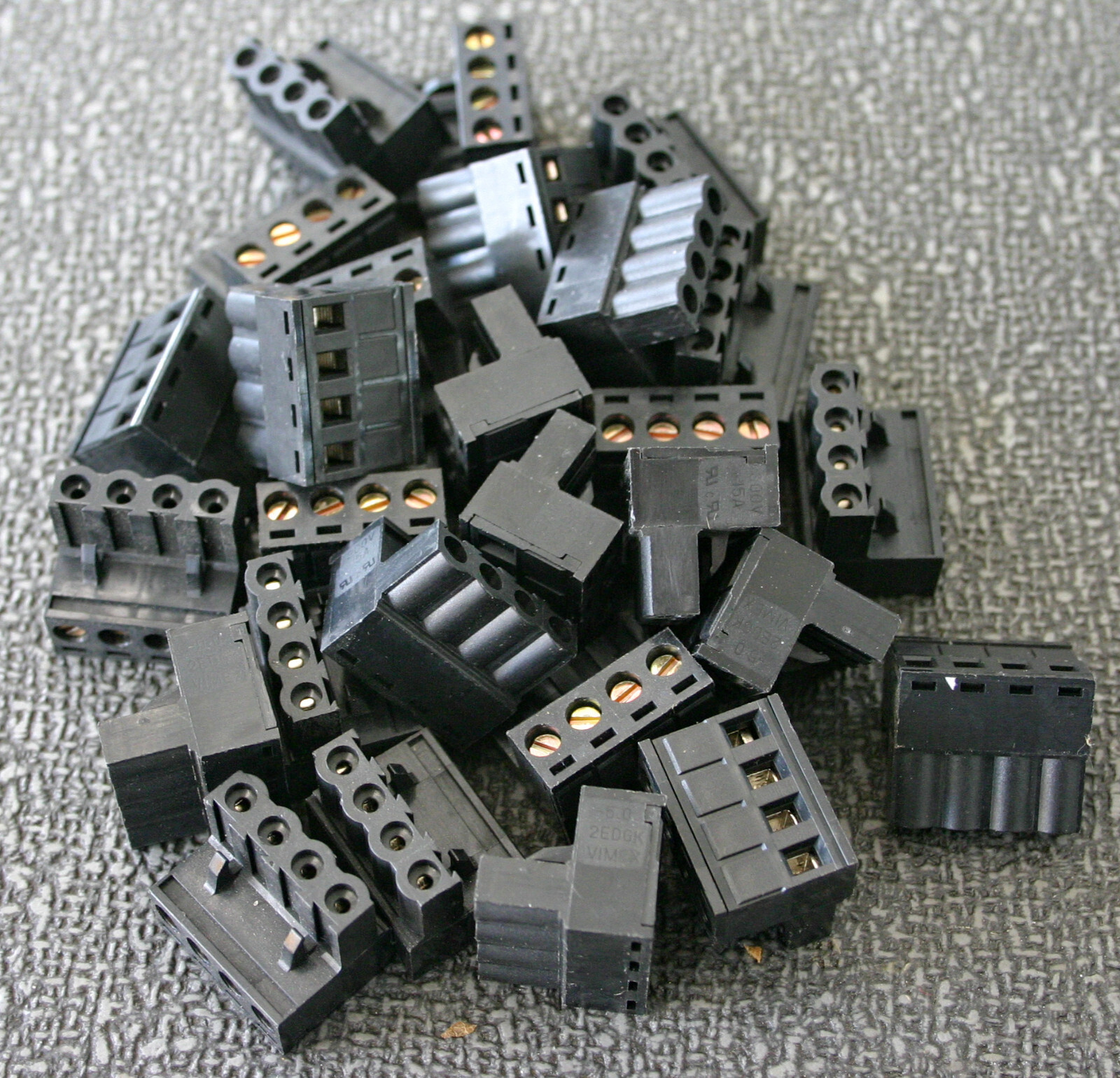 27 Pieces Vimex Pluggable Terminal Blocks 4 Position 5.0mm 2EDGK-5.0-04P-13 NOS!