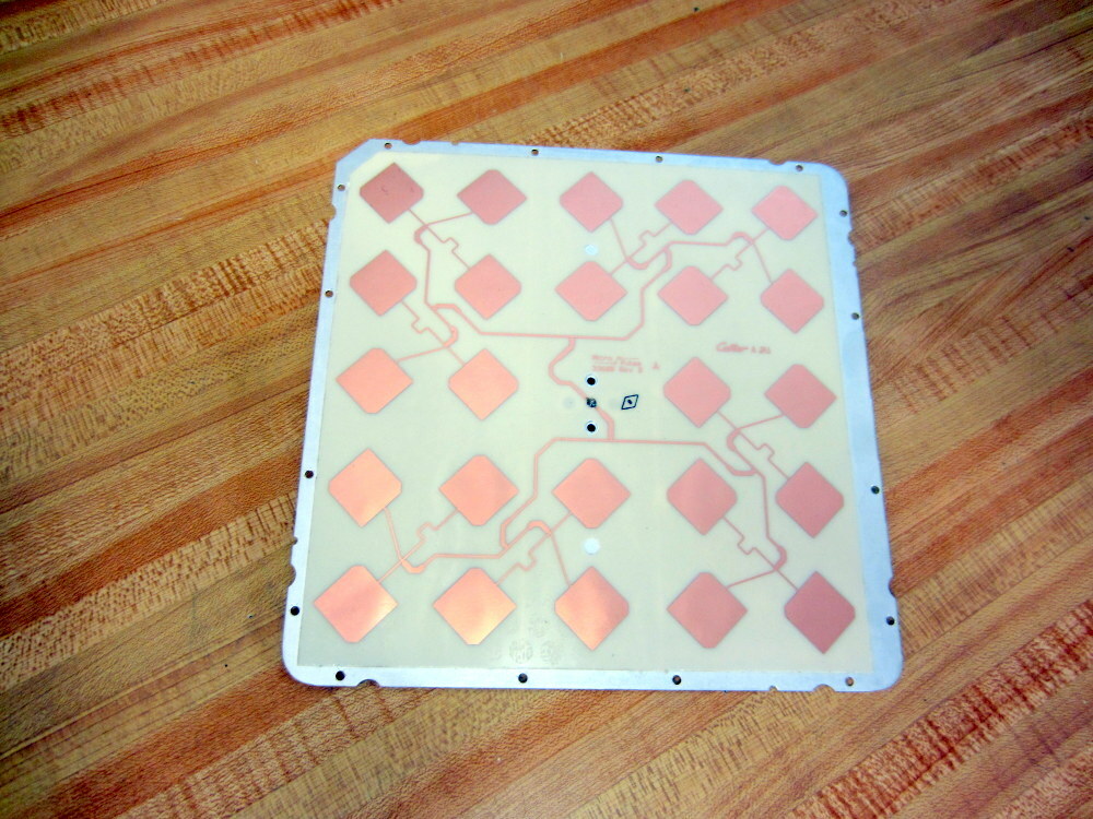 Micro Pulse 33608 Flat Panel Antenna 1000077900 3361ZZD Rev.B