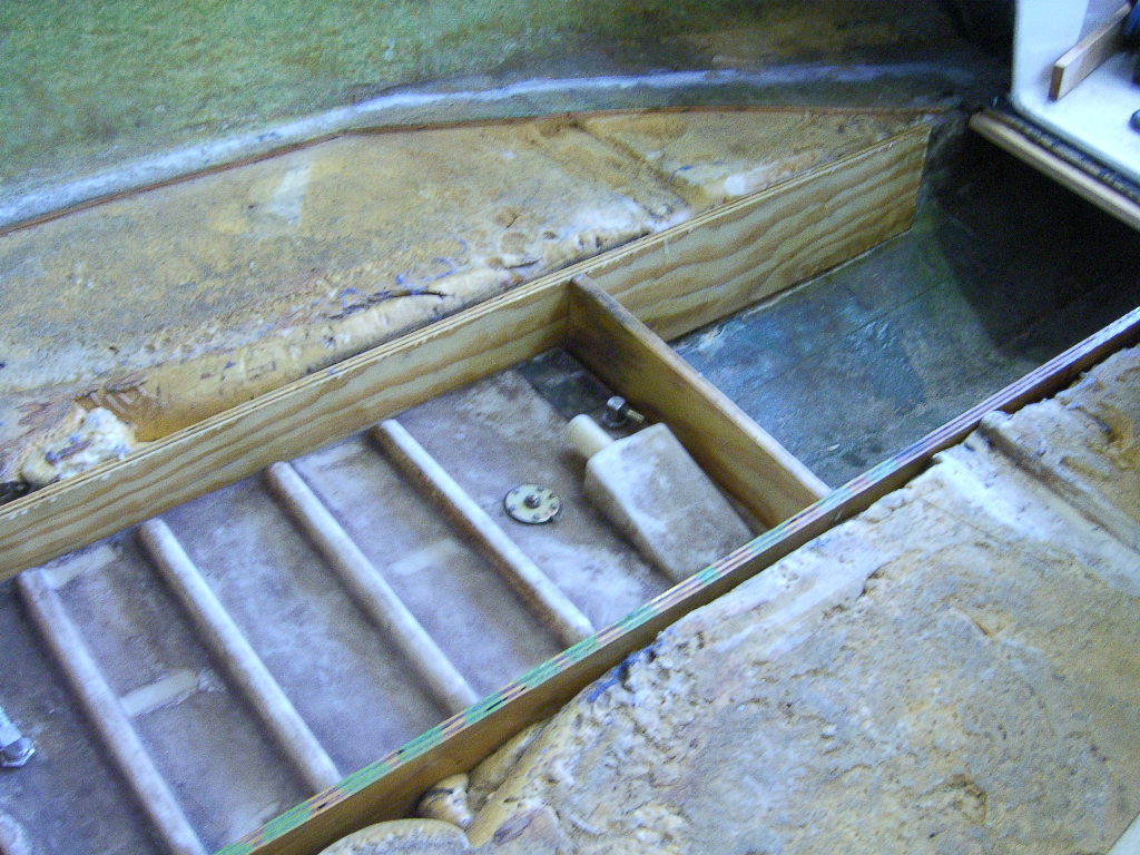 EPOXY RESIN 4 WOOD ROT REPAIR & CRACK SEALING -BOAT DECK FIBERGLASSING RESIN