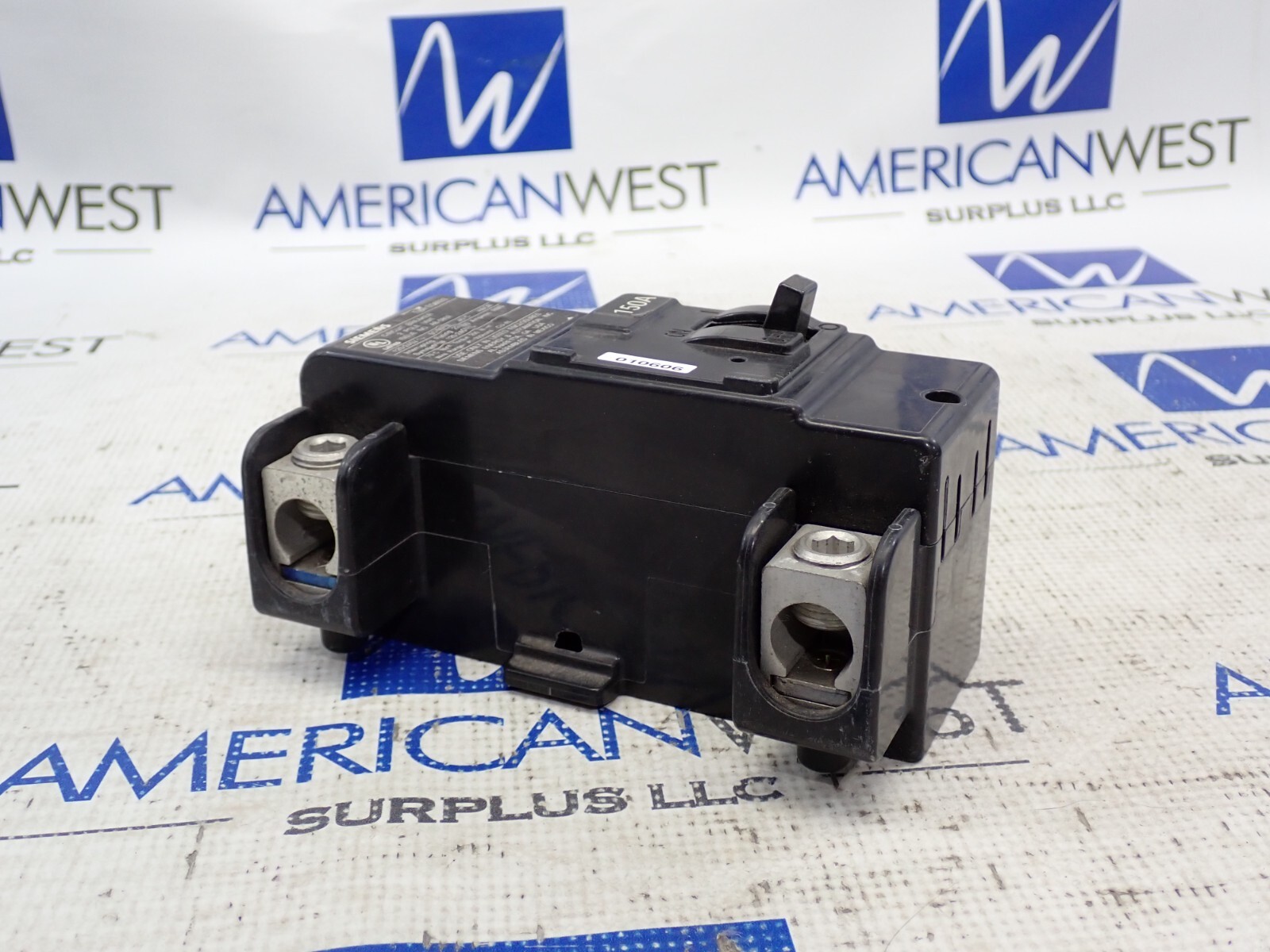 NEW – Siemens MBK150A 150 Amp 120/240 VAC 2 Pole Type EQ8693 Circuit Breaker