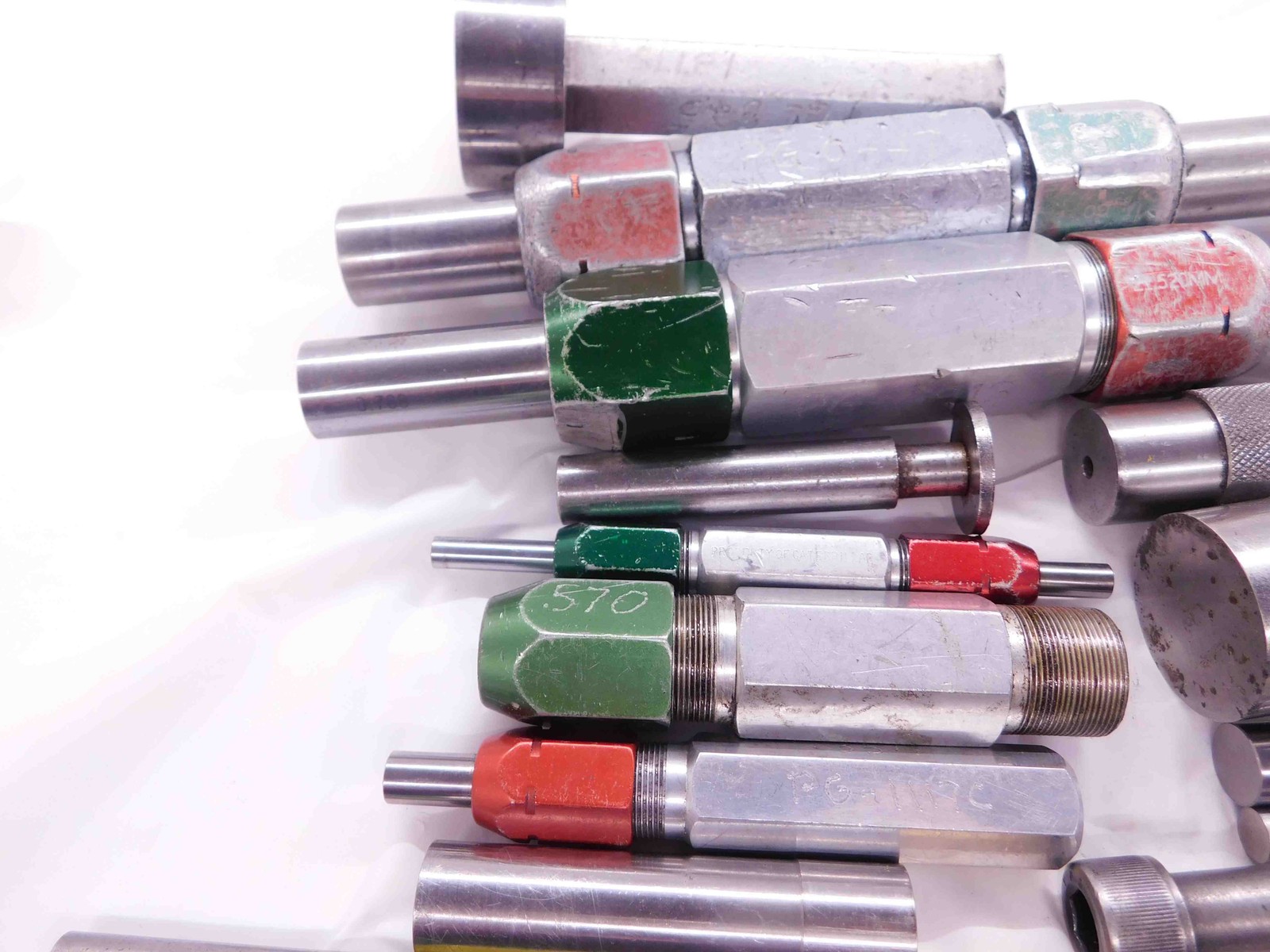 32 PC LOT OF ASSORTED PIN PLUG GAGES APROX SIZE RANGE 2.0000mm TO 21.5200mm