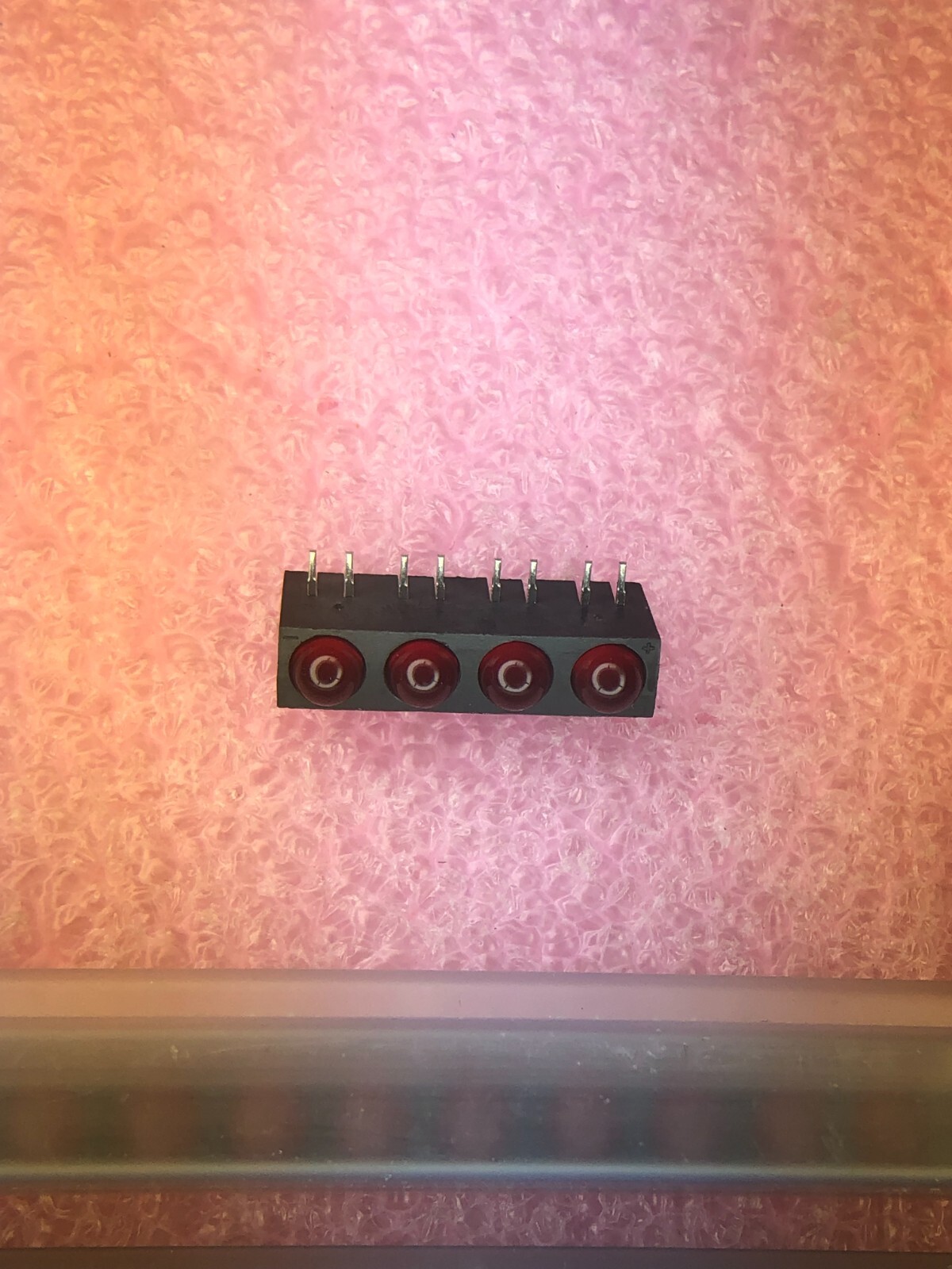 4-Segment round LED Red Color Bar