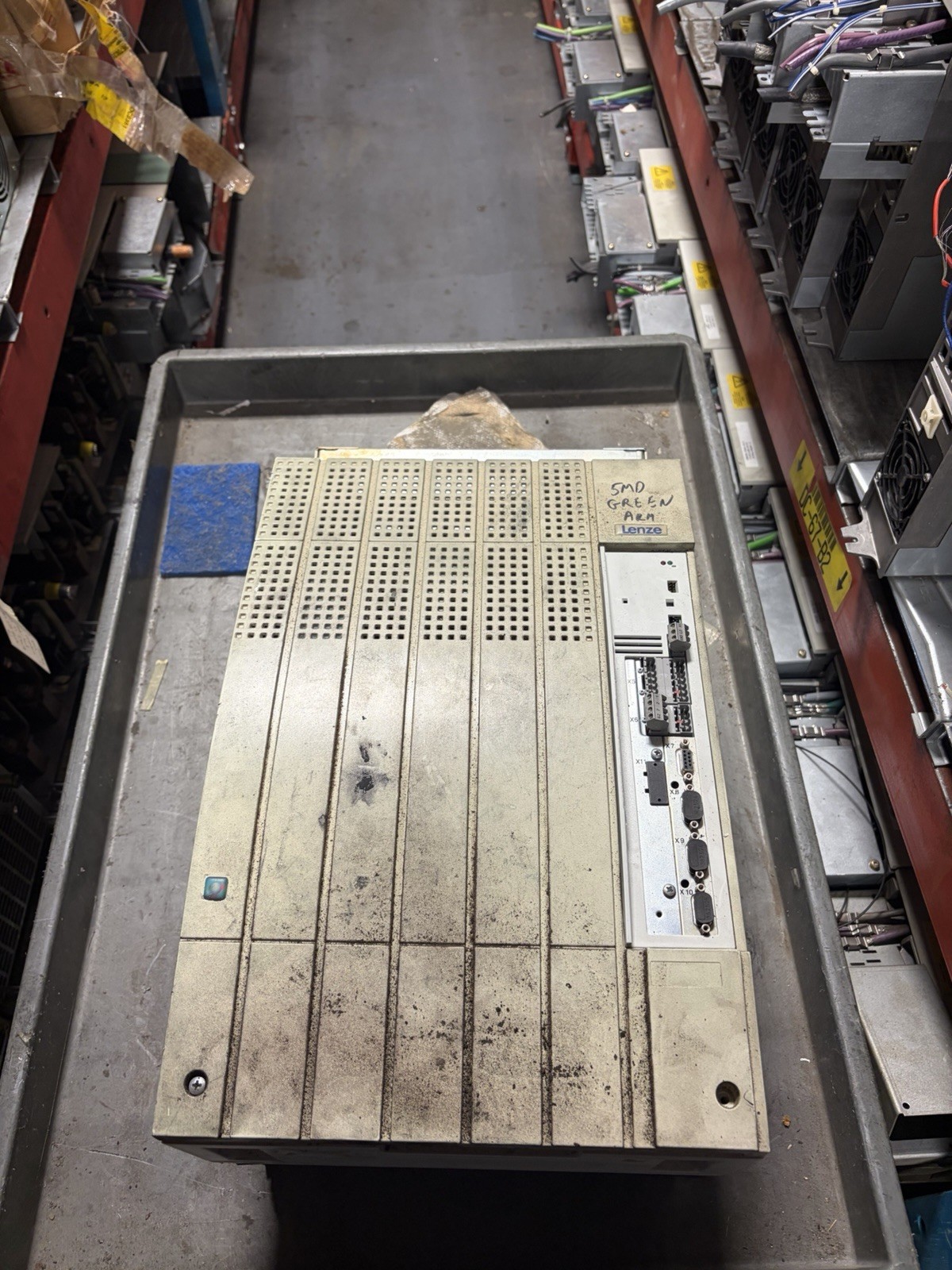 Lenze EVS9330-ES Servo Controller 480v-ac 0-480v-ac 69.8kva USED