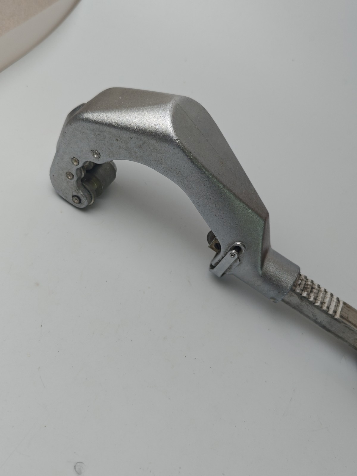 Gould Imperial Adjust-O-Matic Tube Pipe Cutter #206-FB 3/8″- 2-5/8″ Extra Wheel