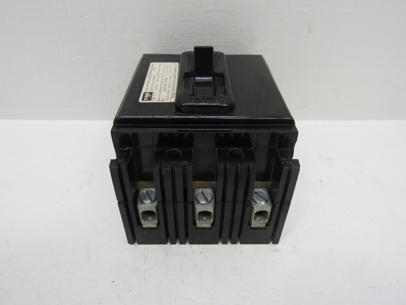 FPE Federal Pacific NEF433100 100 Amp 480V 3-Pole NEF AB Circuit Breaker 100A 3P