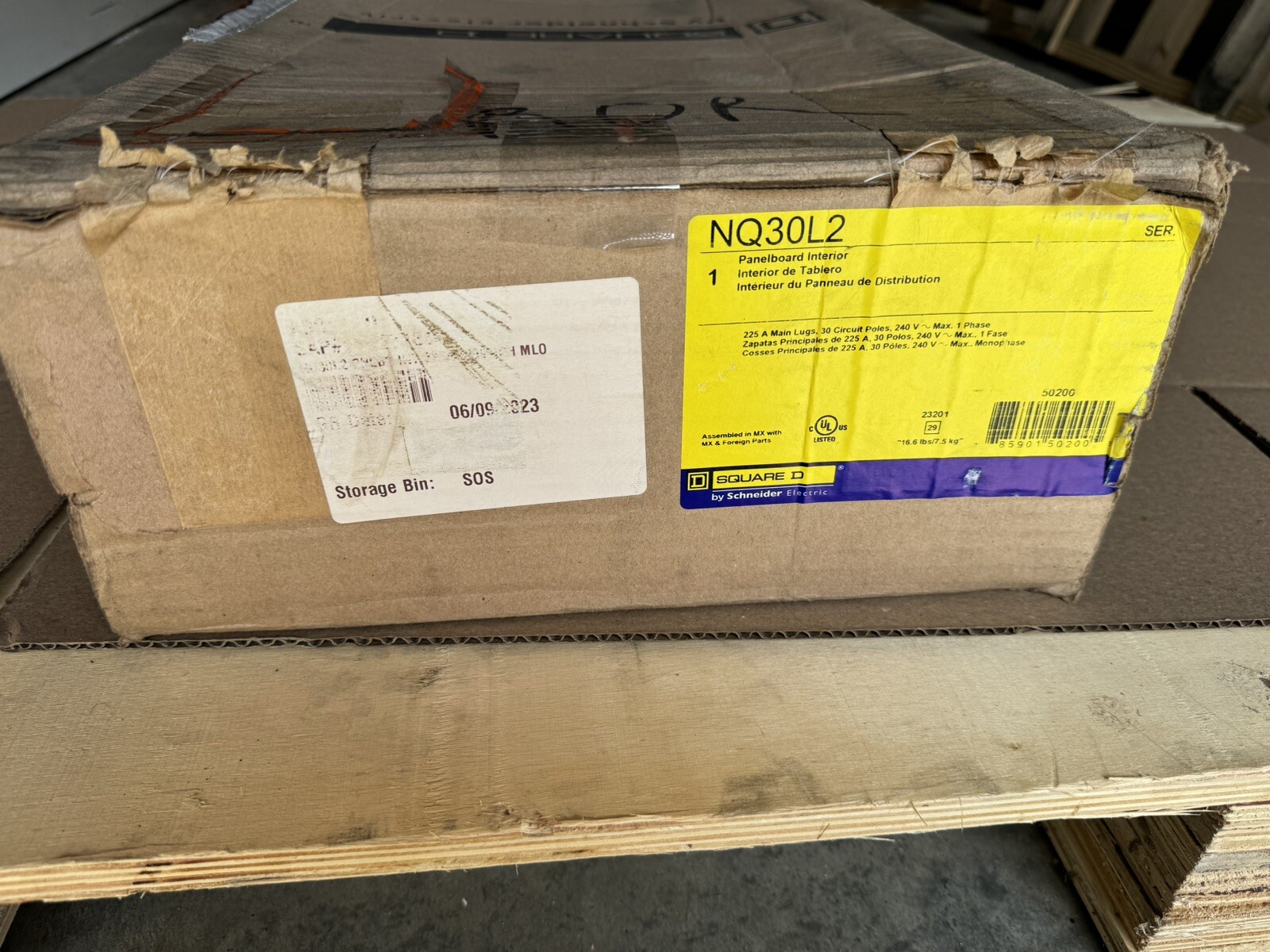 NQ30L2 Square D Panelboard Interior 30 Space 225A Main Lug Single Phase 3W 240v