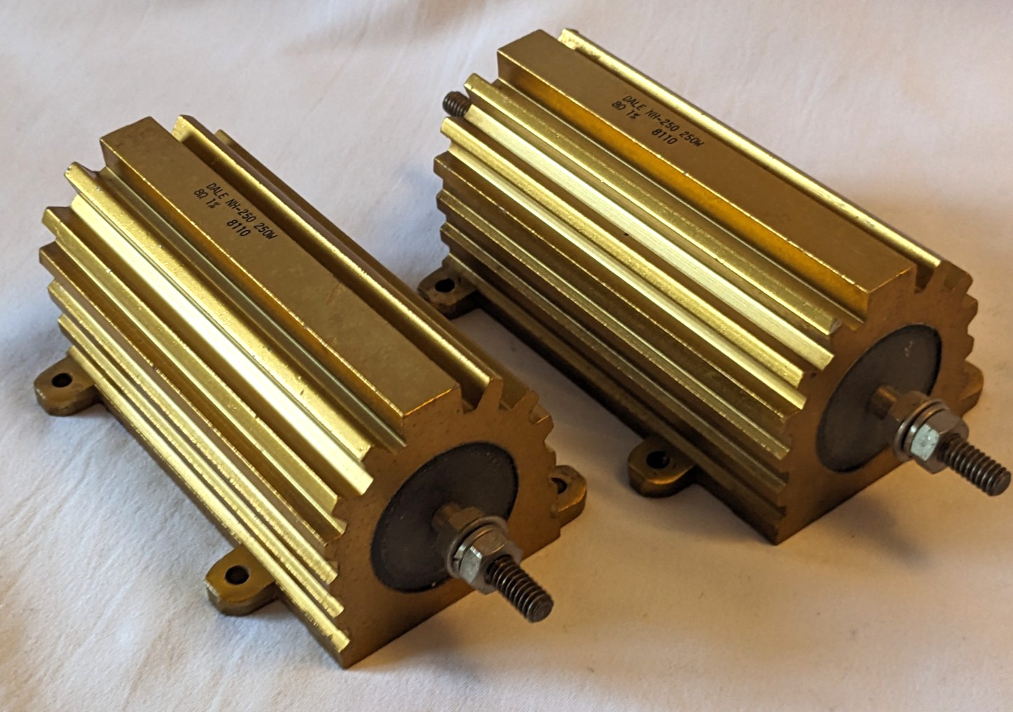 TESTED GOOD – FREE SHIPPING – Lot of 2 Dale NH-250, 8 Ohm, 250W, Power Resistor