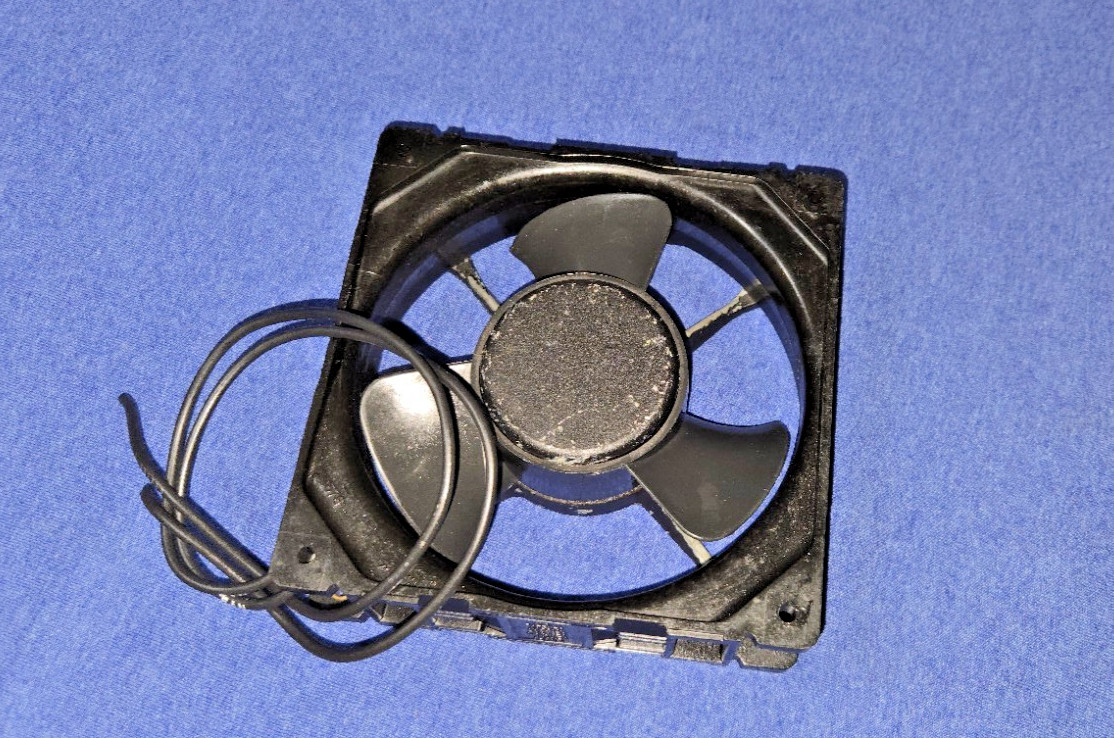 Comair Rotron Model #: MU2A1, Fan Part #: 028021, 115 Volts, Nice Condition