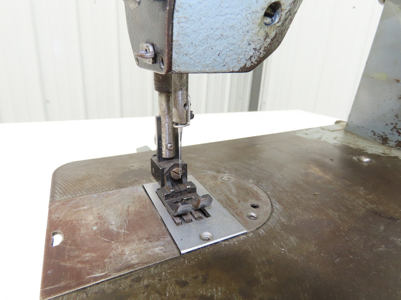 Singer 457G1 Industrial Sewing Machine Head Single Needle Lockstitch Zig Zag