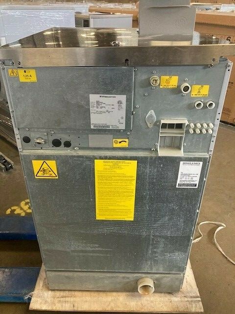 Wascomat W620 Coin or Card Front Load Washing Machine 220V 3 Ph, USED