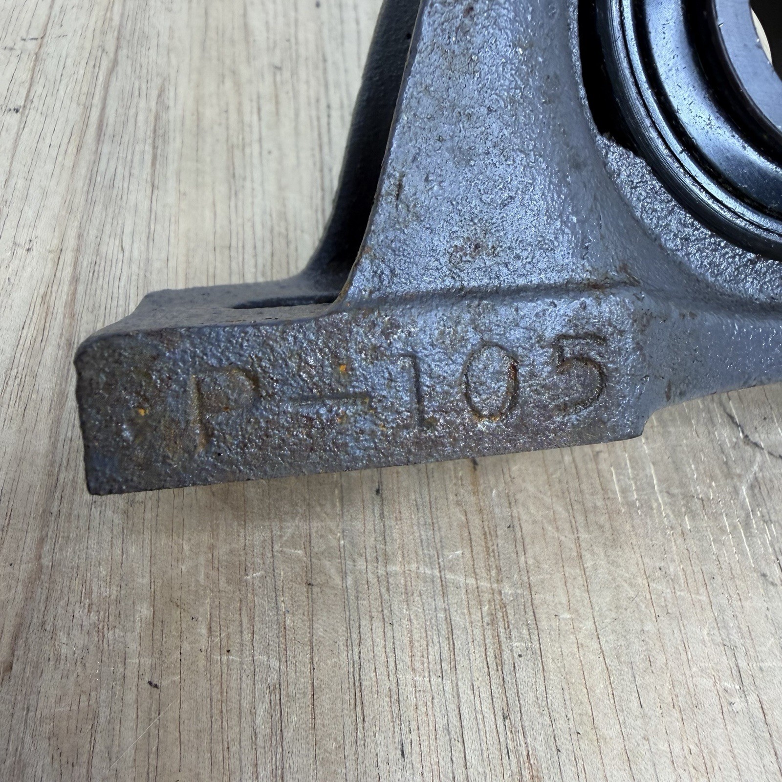 SEALMASTER NP-19 PILLOW BLOCK BALL BEARING 1 3/16″ BORE CAST IRON MOUNTED USA