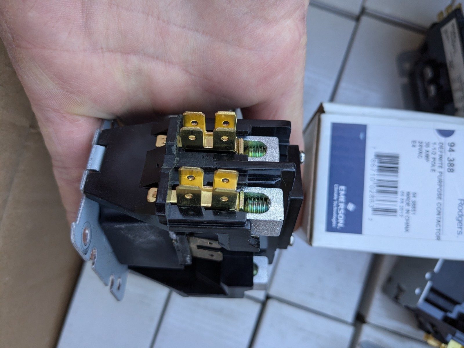 NEW IN BOX WHITE-RODGERS CONTACTOR 94-388