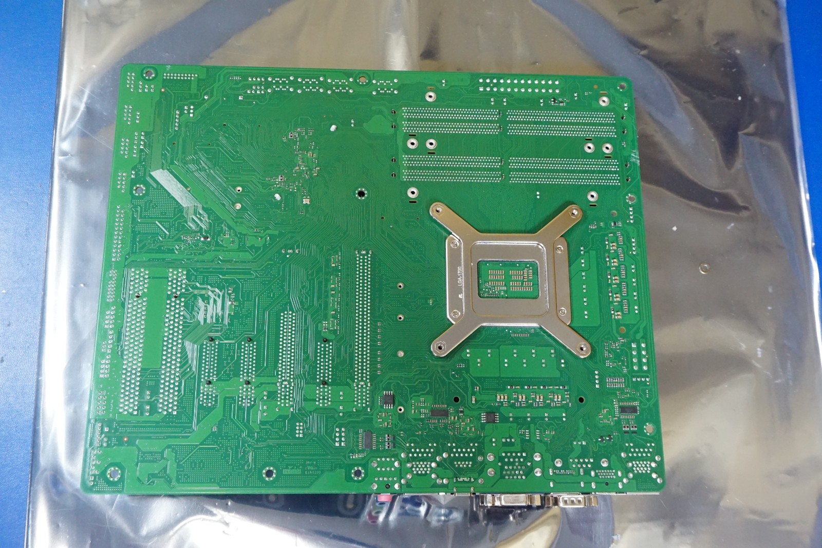 ASRock IMB-X1712 industrial ATX motherboard FOR Intel 12th, 13th, and 14th Gen