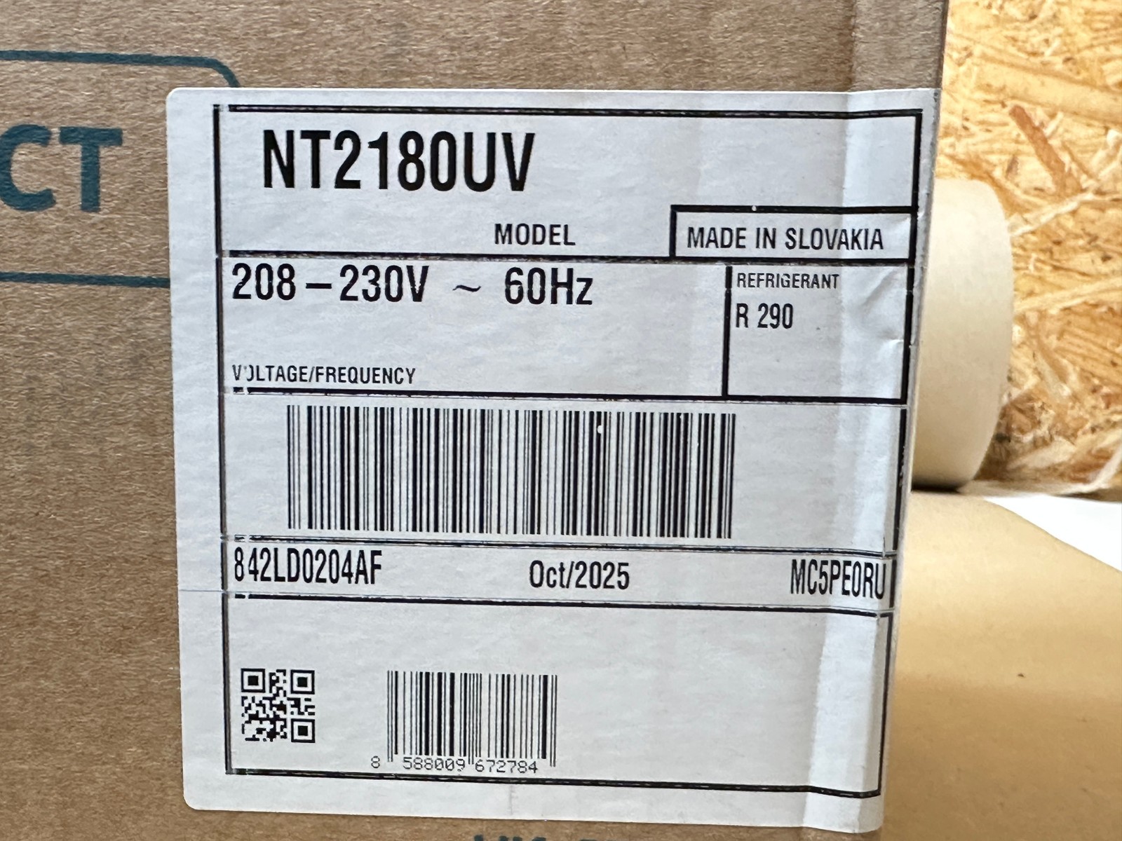Embraco Compressor NT2180UV 208-230V 1HP 60Hz 30.0LRA 6.10RLA R290 1Ph