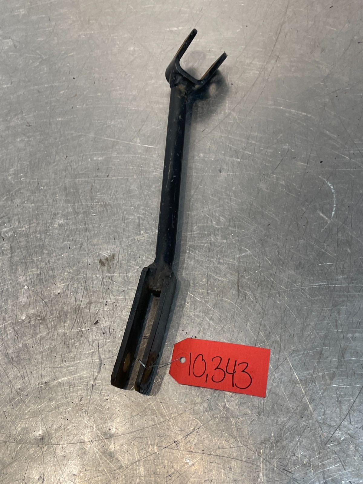 John Deere 1025R Tractor Left Upright 3pt Hydraulic Lift Link Arm