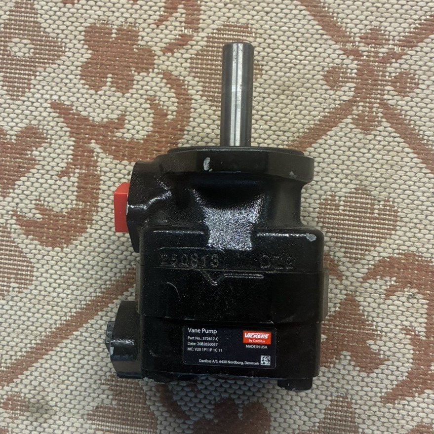Vacuum pump Vickers 2527VQ-2C Hydraulic Vane Pump Flange Mount 1in Shaft 13 GPM