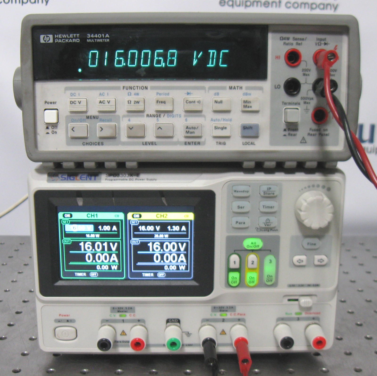 C203193 Siglent SPD3303X-E Prog’ DC Power Supply (Dual 0-32VDC+2.5/3.3/5V, 3.2A)