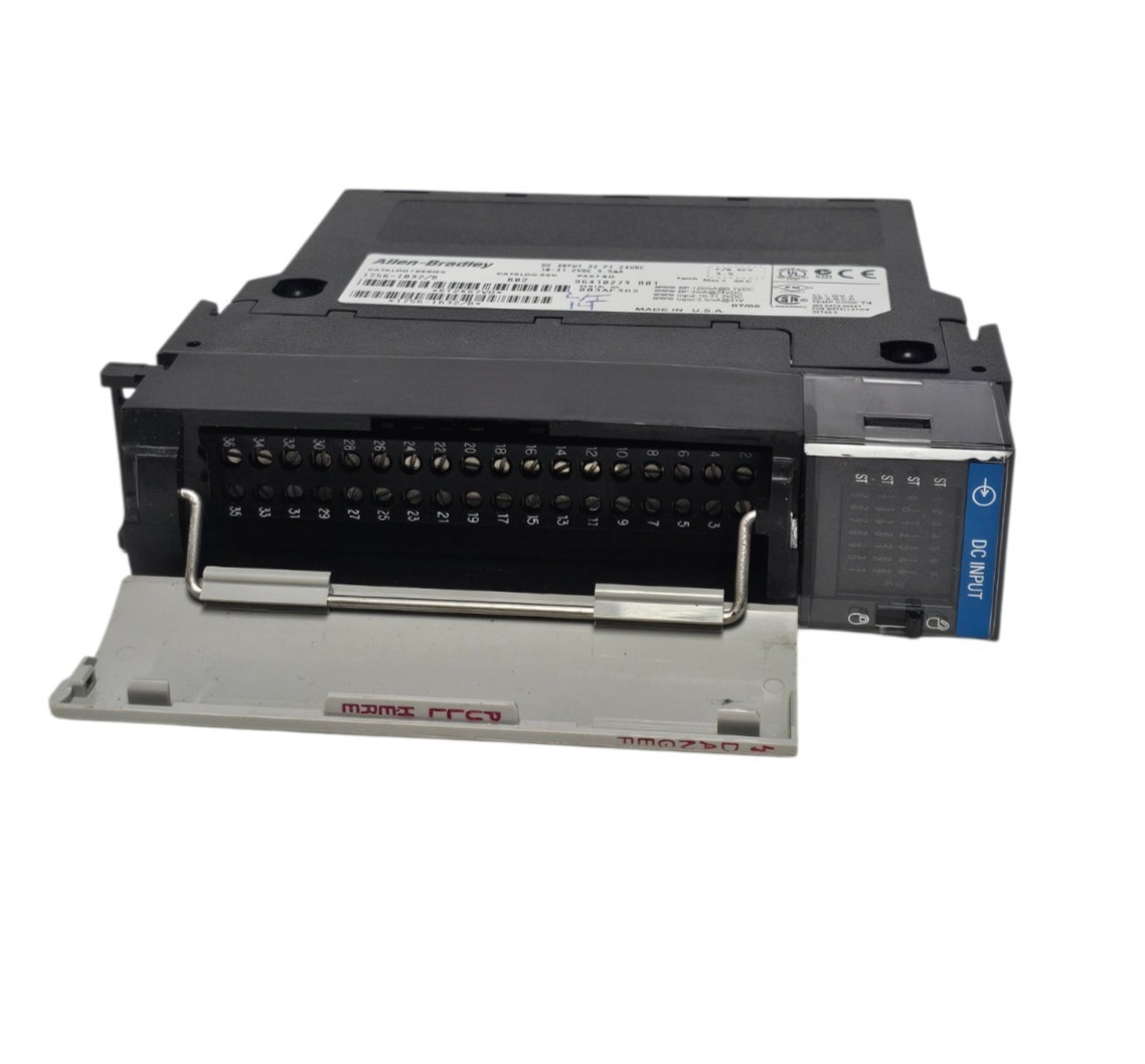 ALLEN BRADLEY 1756-IB32 /B INPUT MODULE 32 POINT DIGITAL 1756IB32 CAT REV. B02