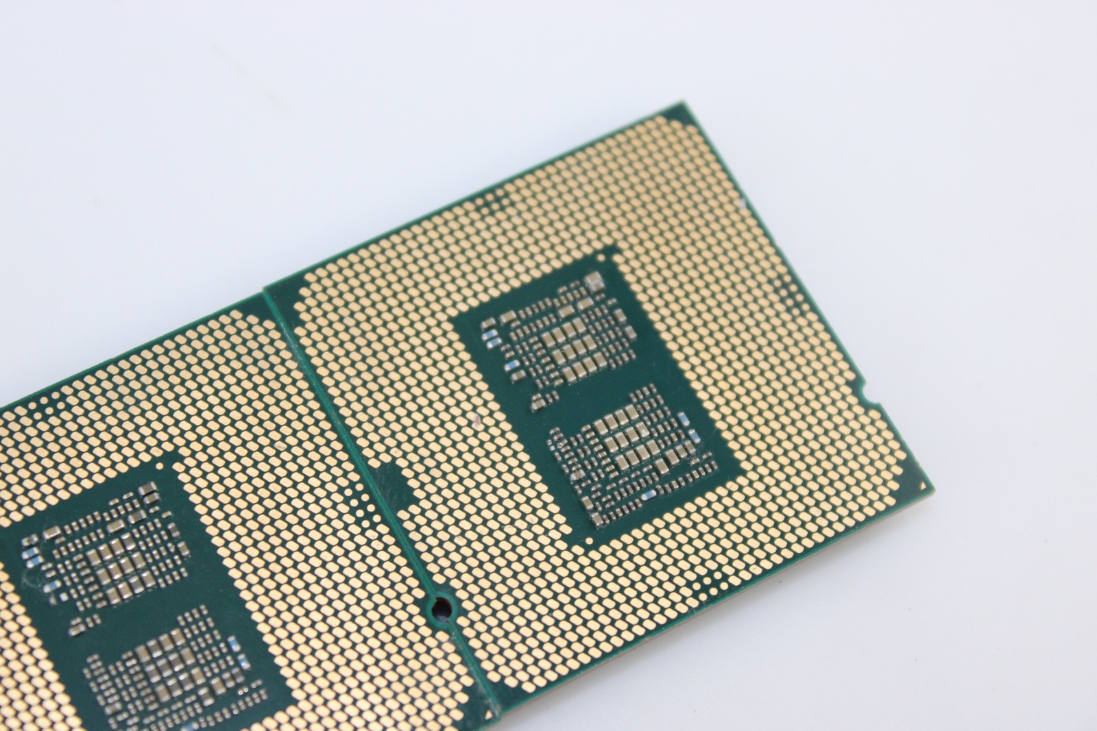 Lot of 2 Intel Core i7-10700 2.90GHz SRH6Y LGA1200 Desktop CPU Processor*CHIP DA