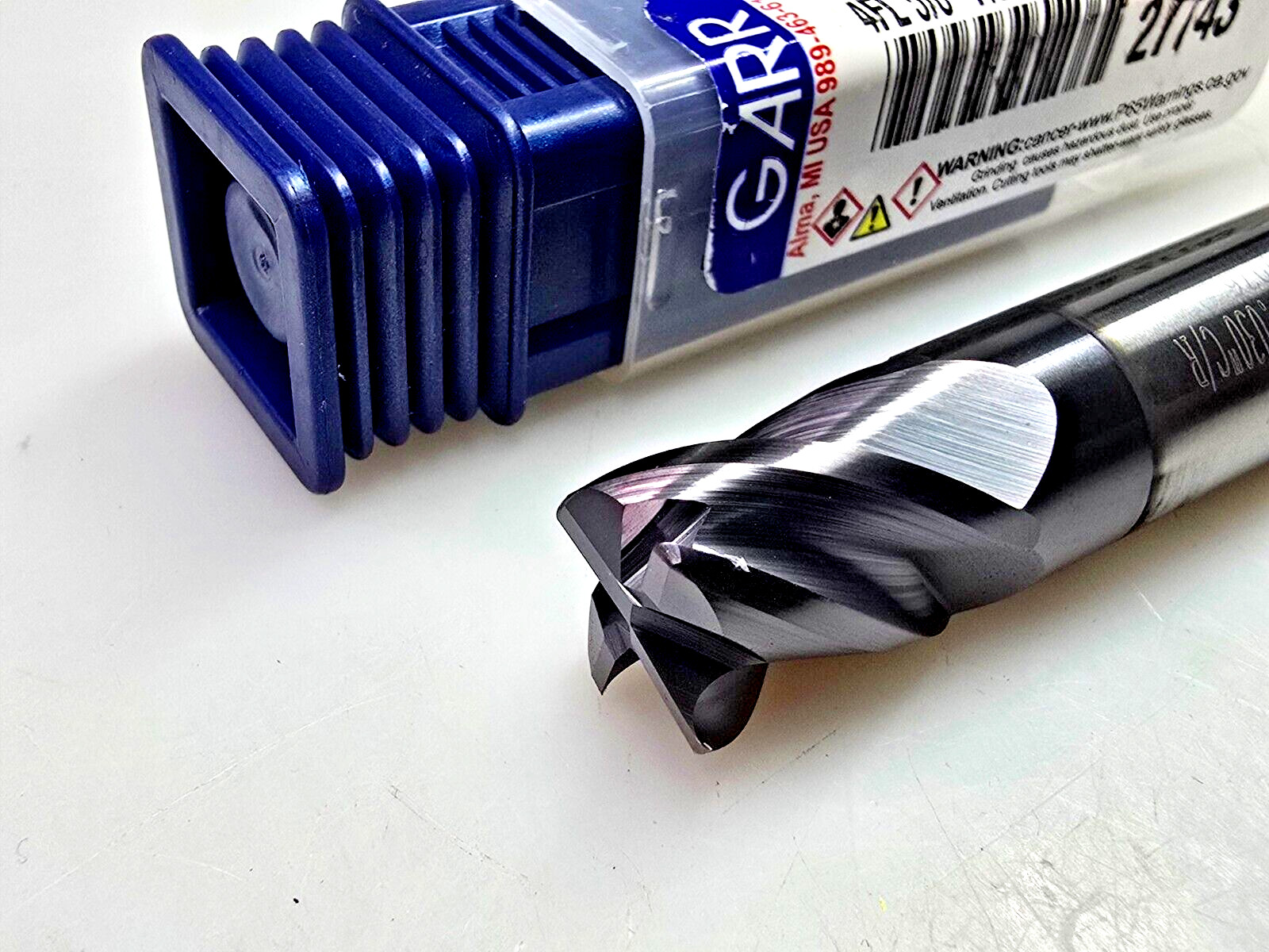GARR 1/2″ x 1/2 x 5/8 x 2-1/2 R.03 Solid Carbide End Mill 0.5″ 27743 VRX