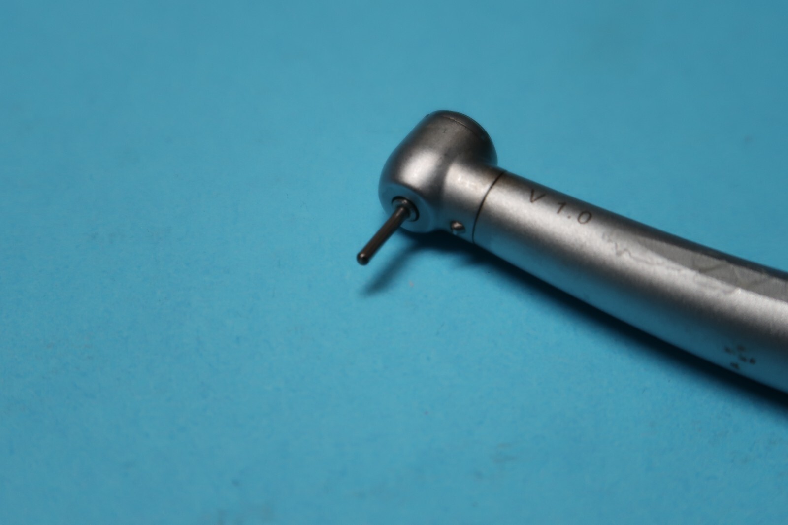 BEYES NON FIBER OPTIC 4 HOLE DENTAL HANDPIECE & 1 MONTH WARRANTY