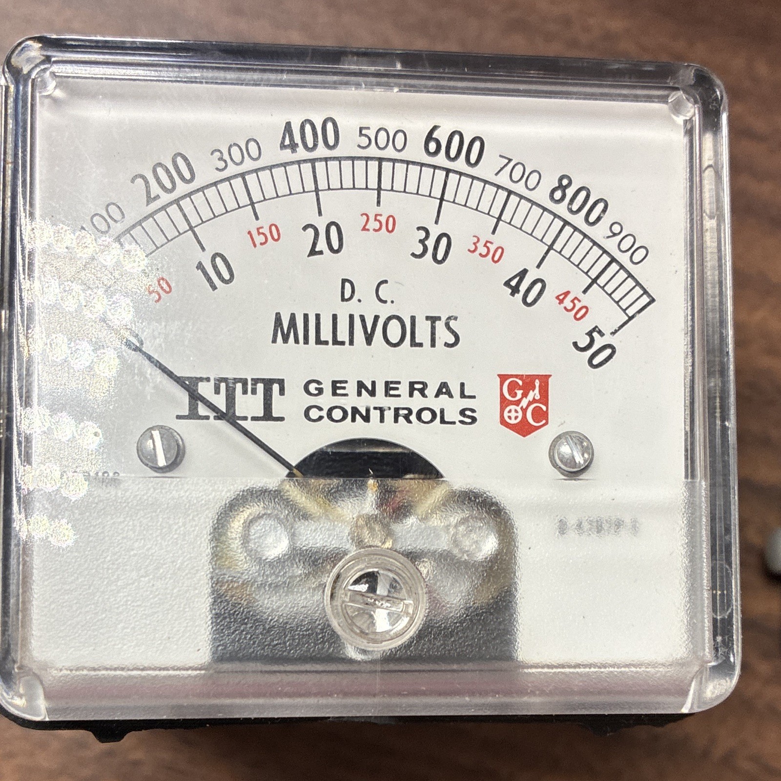 ITT General Controls DC Analog Millivolt Voltmeter 0-50/0-900 mV w/ Leads Case