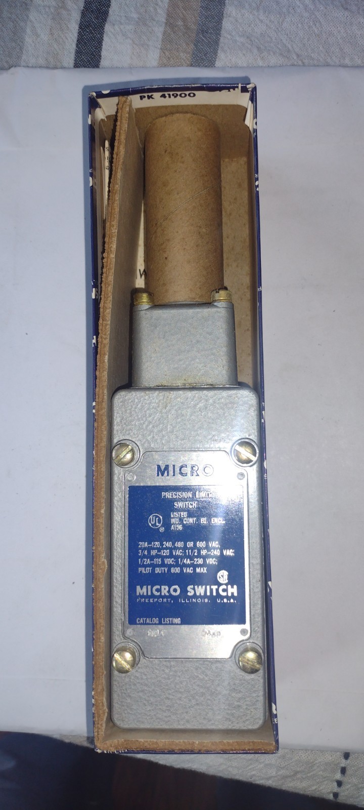 Micro Switch 5ML1 End Roller Limit Switch, New Old Stock In Original Box