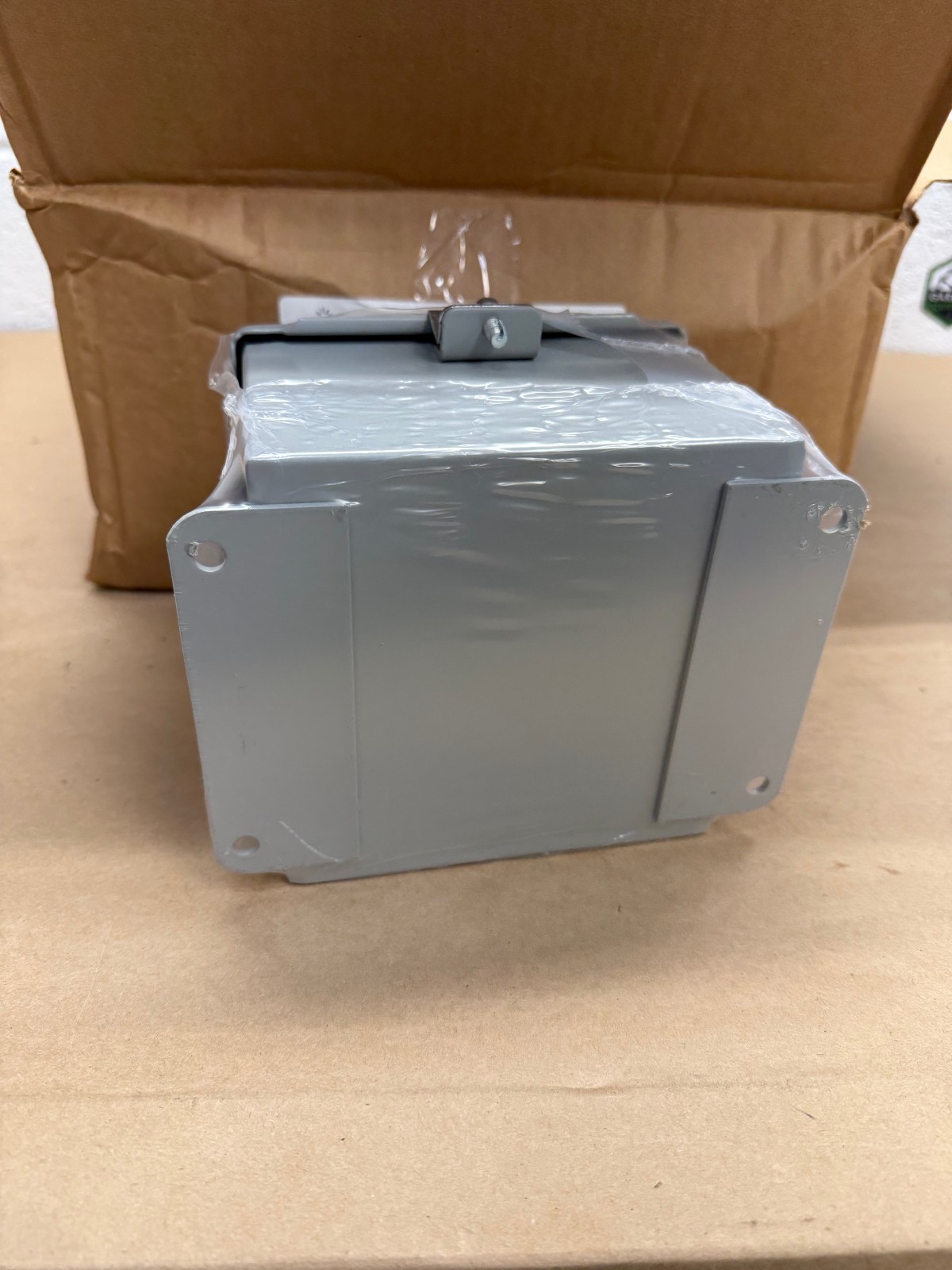Nvent Hoffman A606CH Junction Box, 1 Box of 8 *NEW*