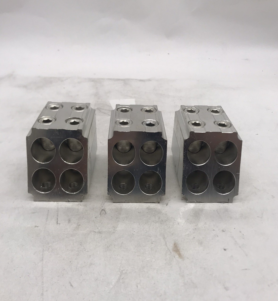 HOUSTON STOCK NEW SQD AL1200P25K LUG TERMINAL KIT 1200 A FREE 2DAY AIR BUY NOW