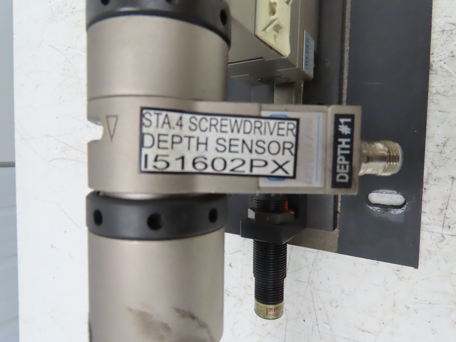 Weber Pneumatic Automatic Feed Screwdriving System 60mm Stroke Screwdriver