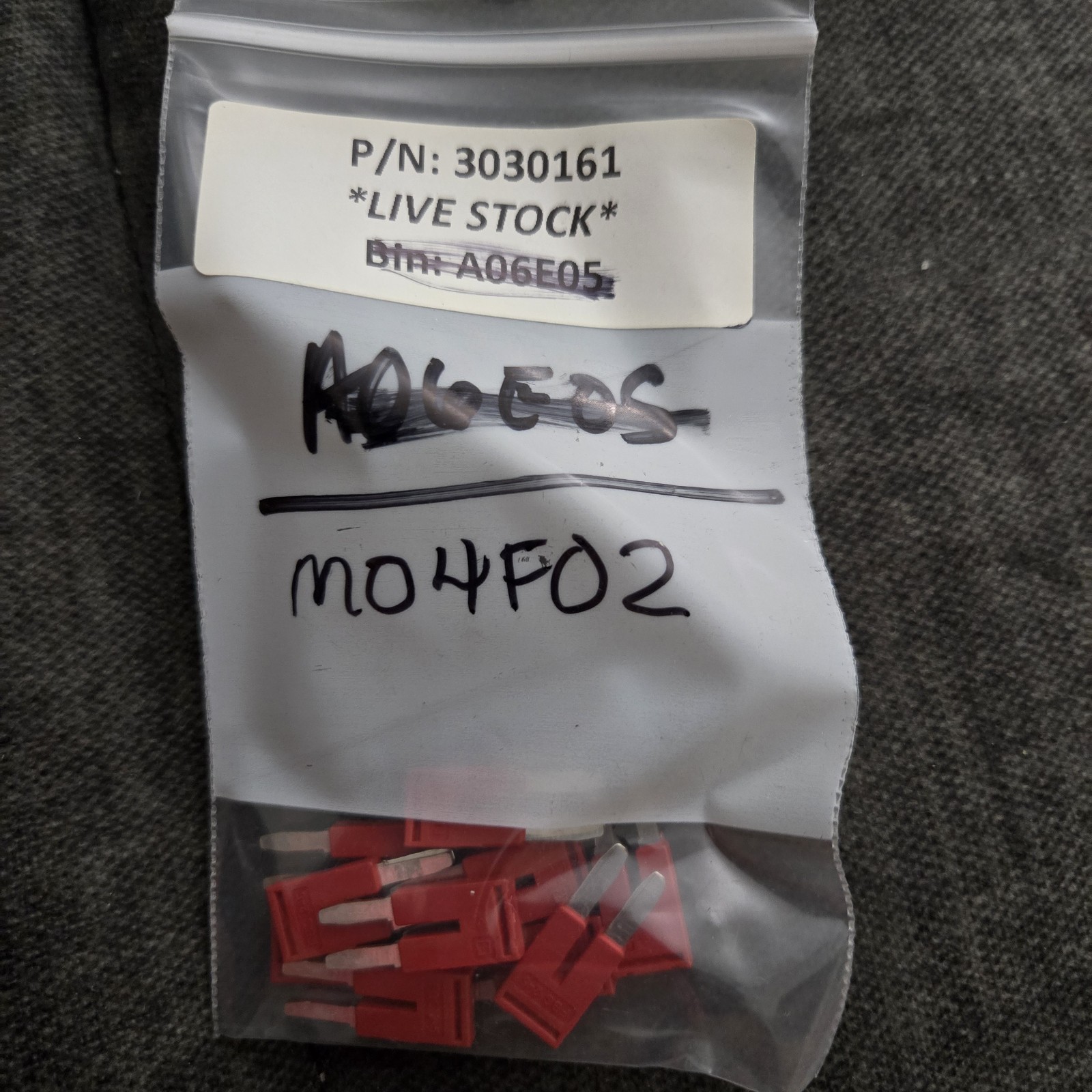 10x Phoenix Contact 3030161 Bridges Plug-in Pitch 5.2 mm 2 Positions Red FBS