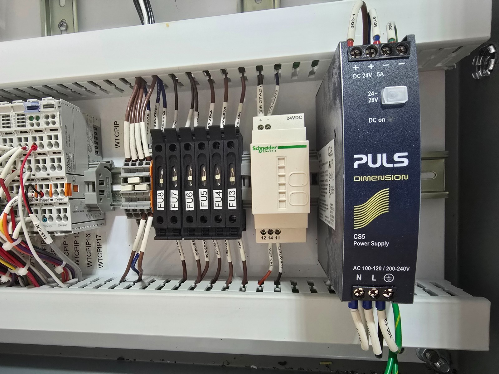 Industrial PLC Control Cabinet WAGO 750-881 | PULS PSU | Schaffner | Docs Incl.