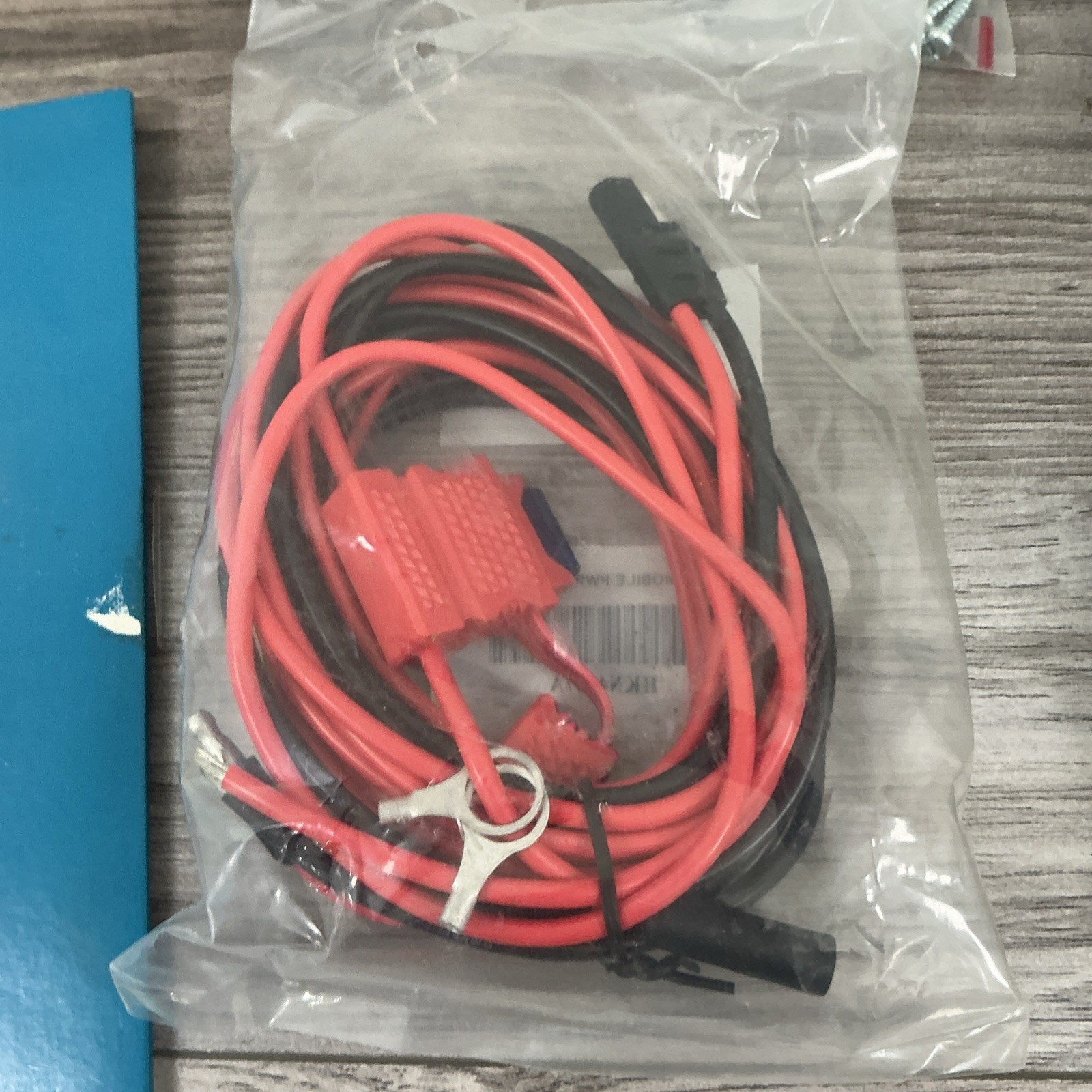 Motorola Radius CM300 146-174 32CH 25-45W – AAM50KQF9AA1AN Two Way Radio