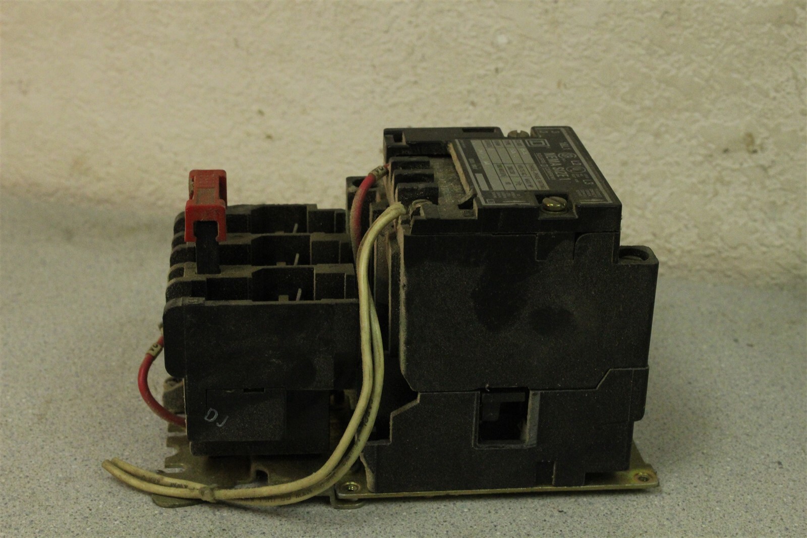 Square D NEMA Size 1 Class 8536 Type SCO series A 20739DJ *FREE SHIPPING*