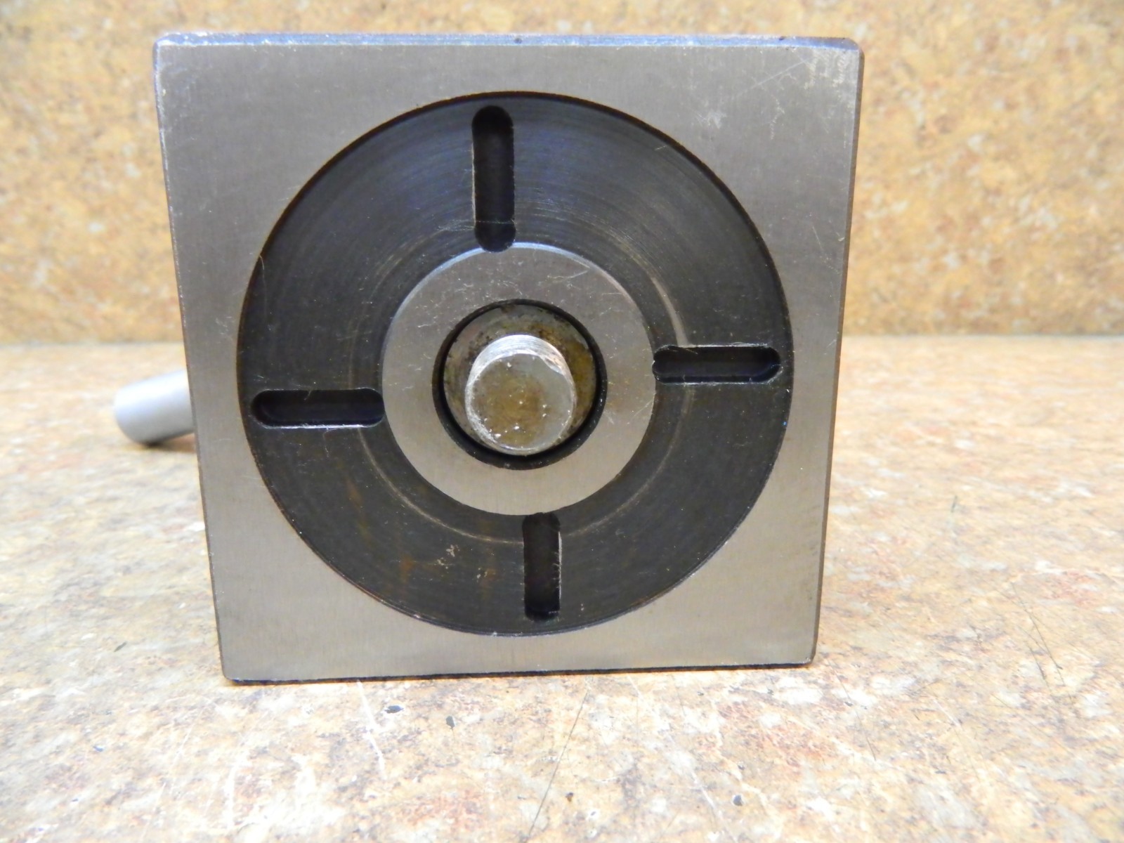 4 WAY TOOL POST 4″ Square 1-1/4″ Tool Shank Thread M16 X 2.00