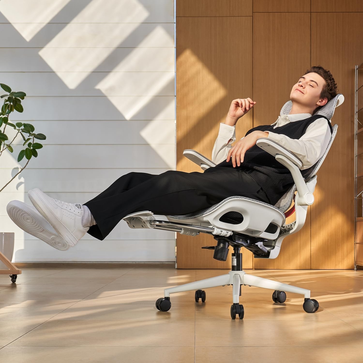 B100 Office Chair, Swivel Desk Chair for Long Hours, Grey