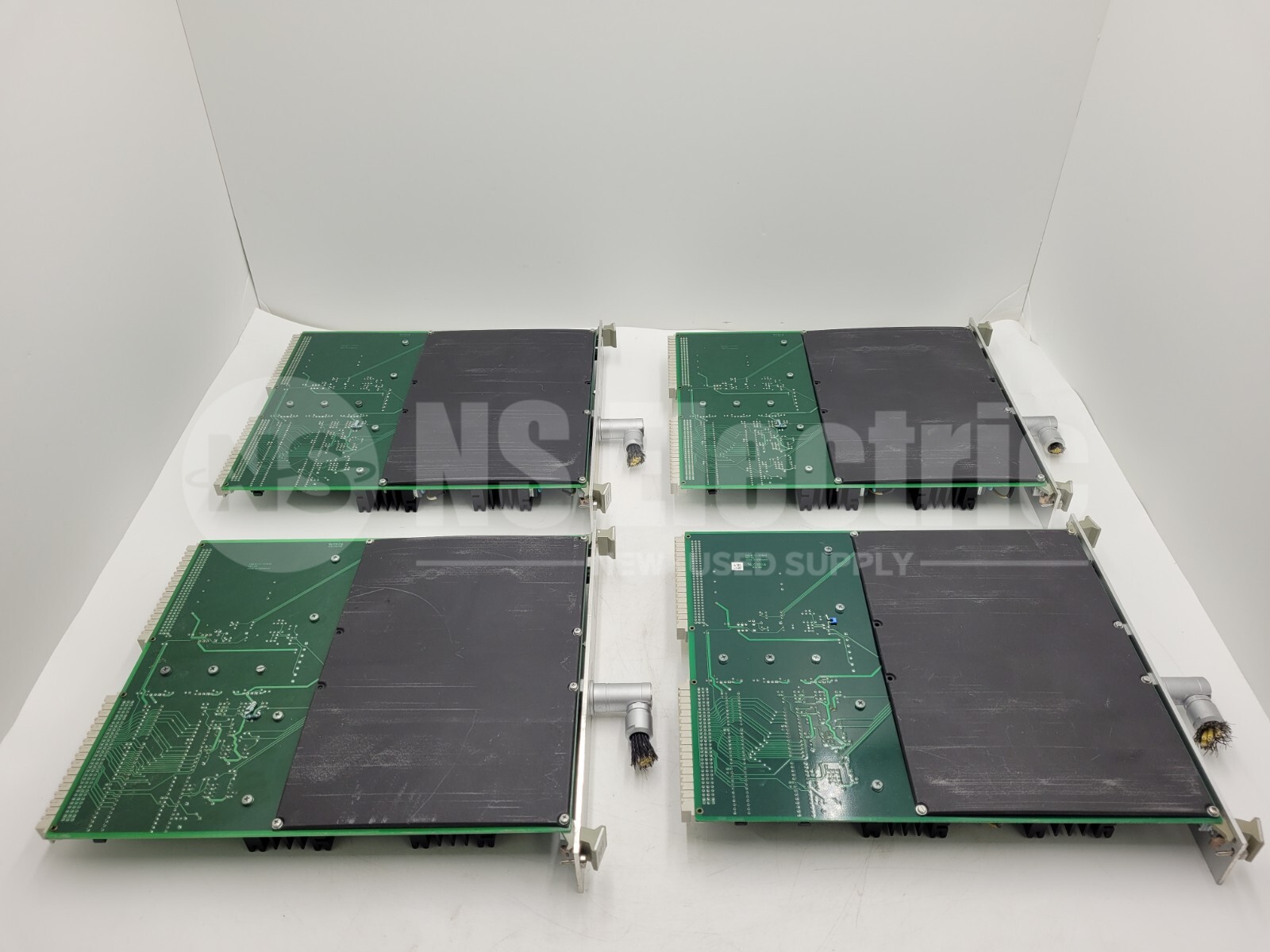 AKT 0101-57033 Rev 10 DYNAMIC-SEC-DRIVER