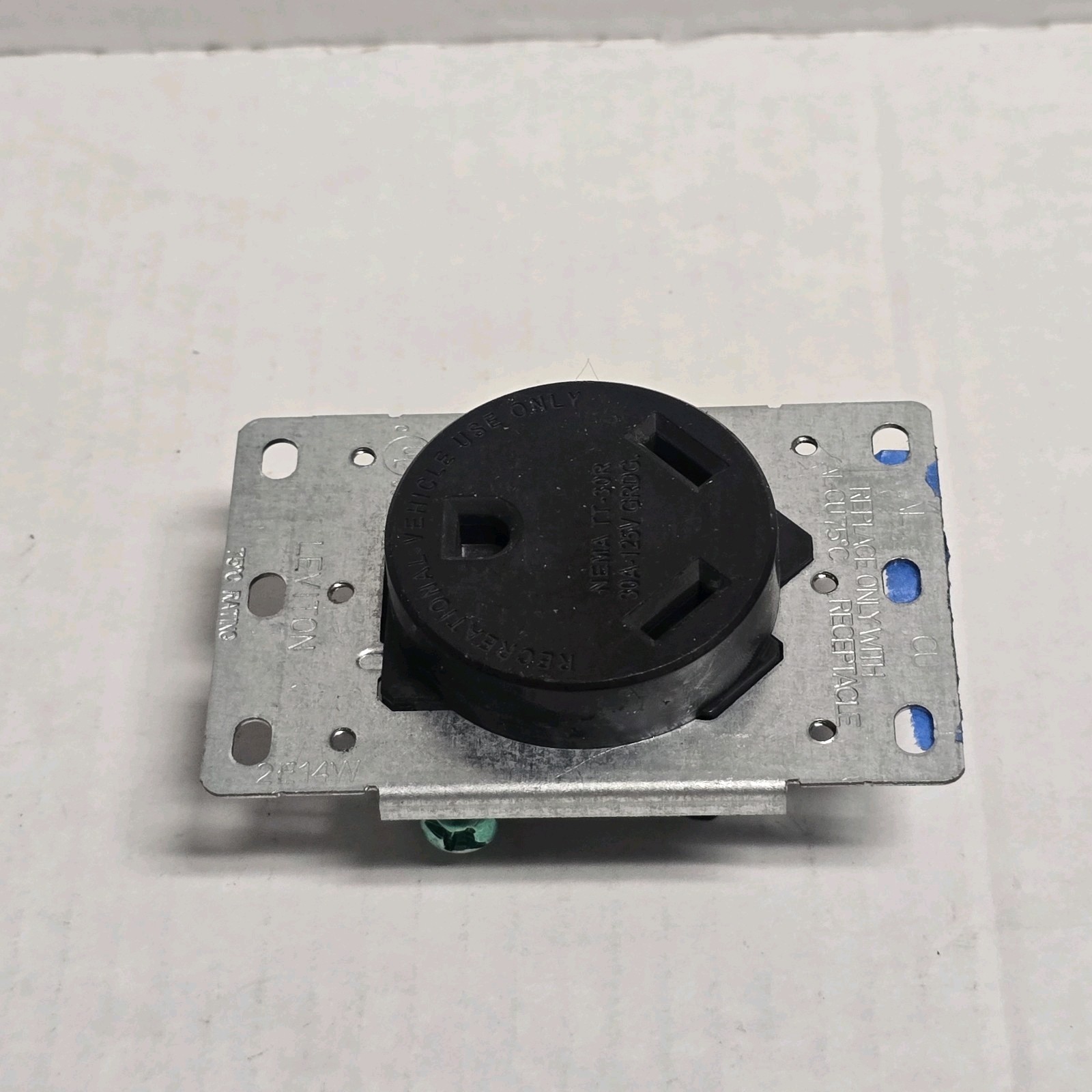 Leviton 30 amps 125 volt Black Outlet TT-30R 7313 Power Receptacle Flush Mount