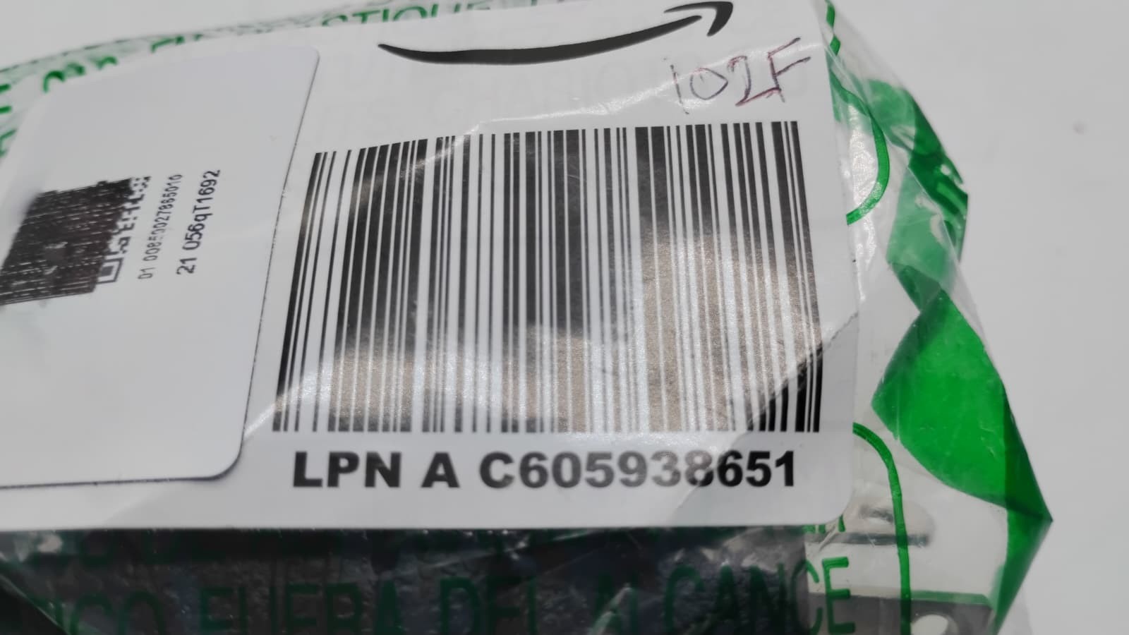 Conntek 30114 Locking Adapter 20A 125V NEMA 5-20P Male to L5-20R Female