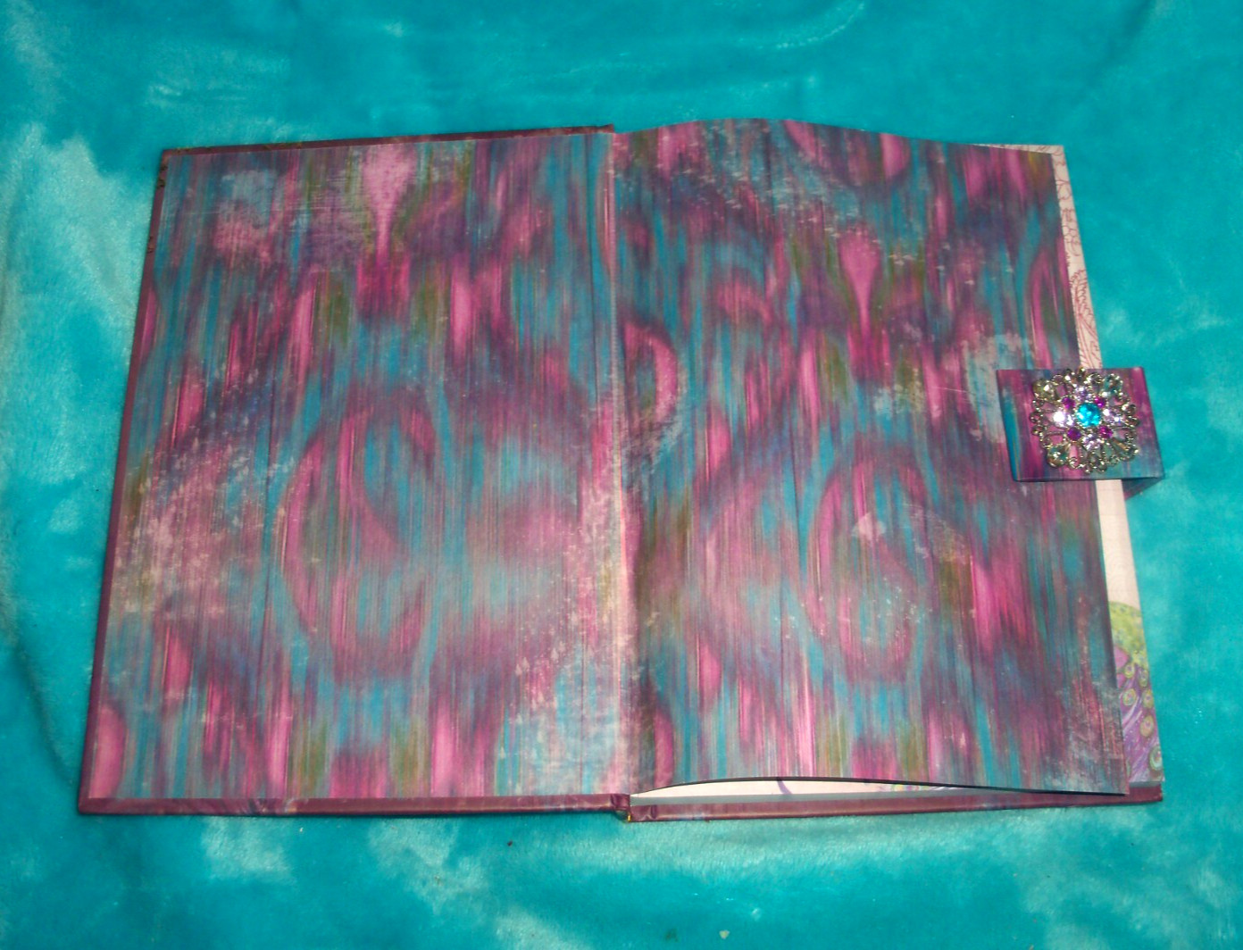 2 Journal / Diary (PAPER BLANKS Mahogany Gold) + (PUNCH STUDIO Purple Peacock)