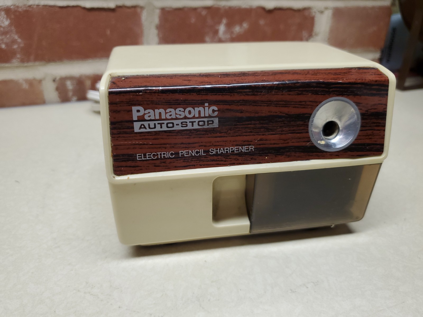 Vintage Panasonic KP-110 Auto Stop Electric Pencil Sharpener Tested
