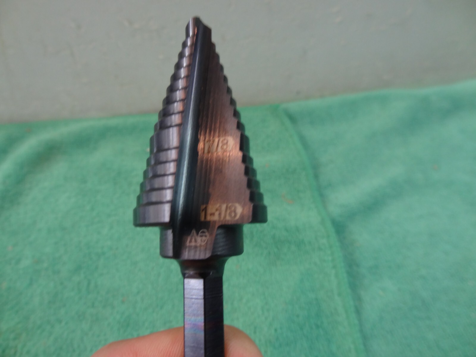 Klein Tools ‘Unibit’ Step Drill Bit 7/8″ to 1-1/8″ – KTSB11