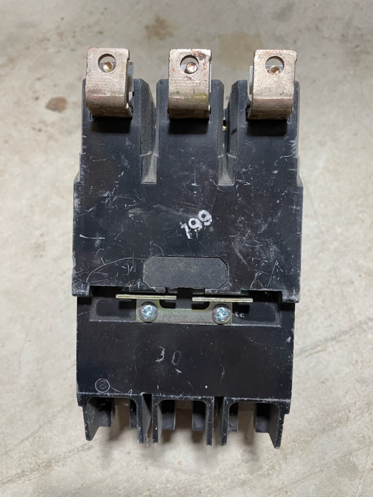 General Electric TEY330 3 Pole Circuit Breaker
