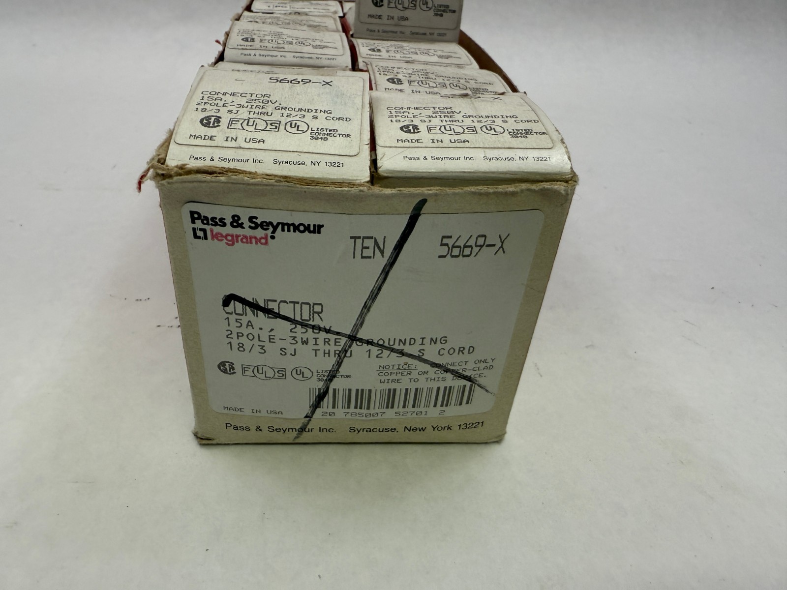 Pass & Seymour 5669-X NIB Lot Of 10 15A 250V Female Cord Connectors See Pics #B7