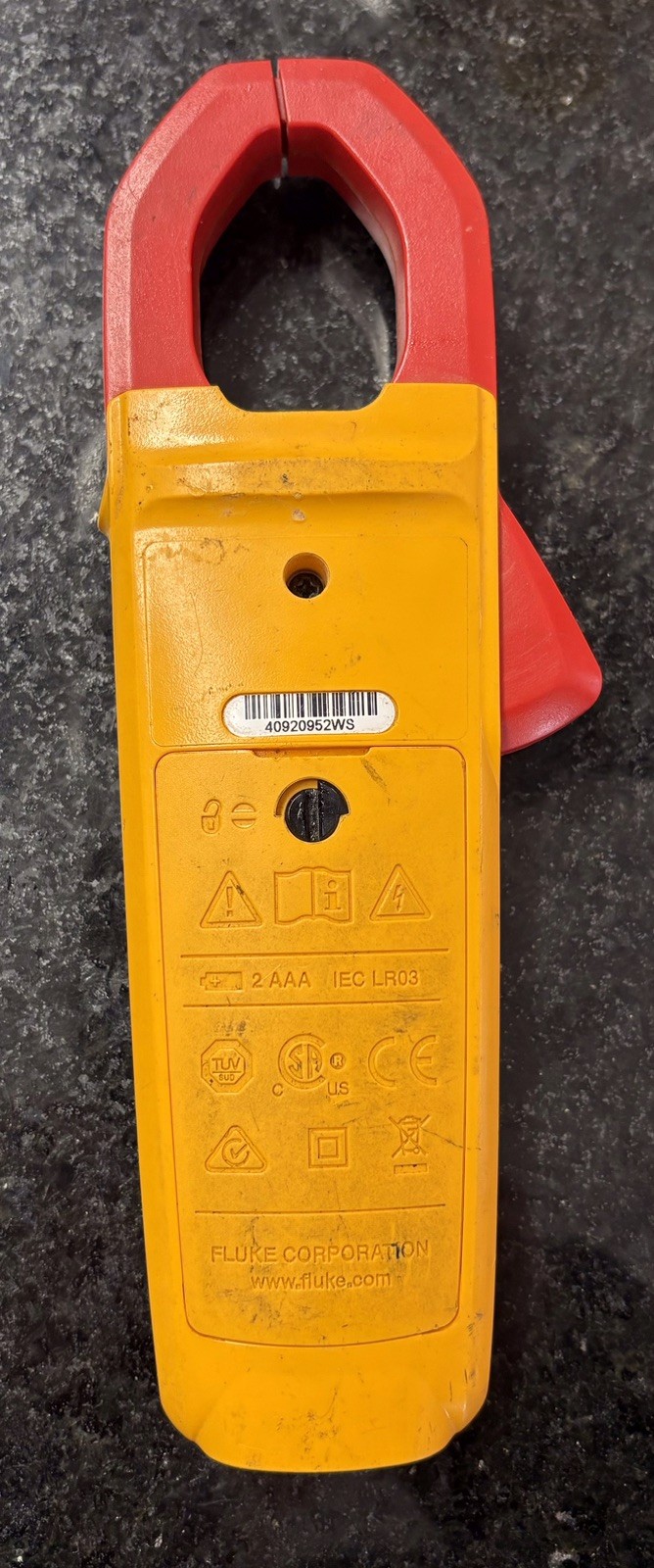 Fluke 323 Clamp Meter