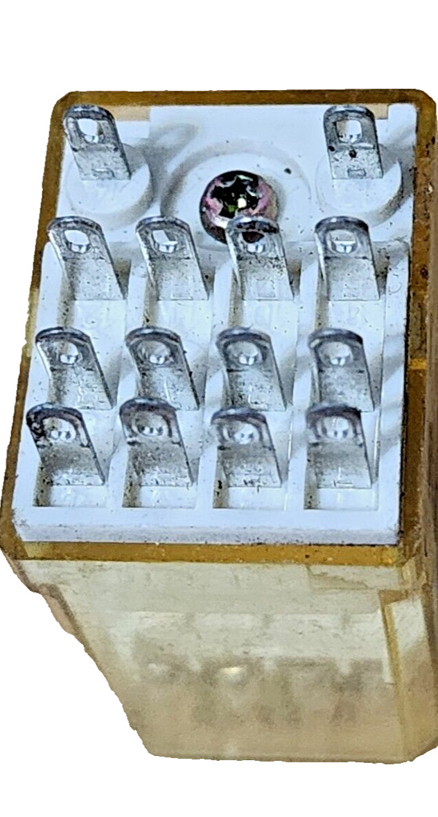 IDEC KUP-11D55-12 / KUP11D5512 Relay 14 PIN 24V DC