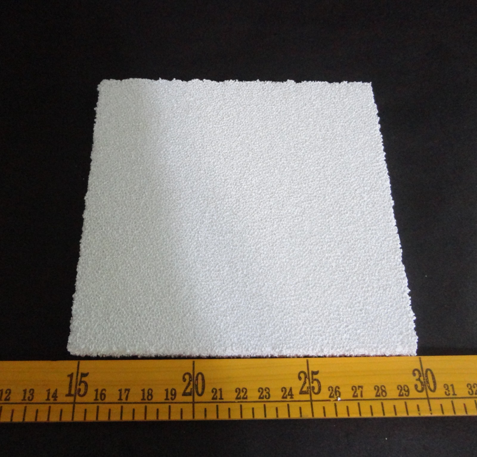 ONE 6″ x 6″ HIGH PURITY RECTANGULAR RETICULATED SPONGE ALUMINA 20 ppi No. 822